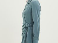 Платье мини с v-образным вырезом