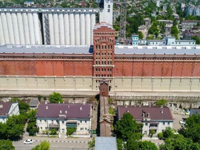 Элеватор - один из крупнейших в мире