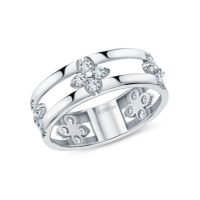 Серебряное кольцо с фианитами