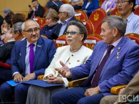 Пленарное заседание гражданского форума – 2025 открылось в Якутске