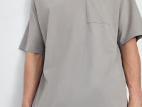 Футболка из хлопка с нагрудным карманом