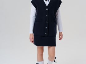 Комплект трикотажный для девочек: жилет, юбка