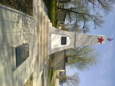 Братская могила жителей села Прасковея, погибших в годы Гражданской и Великой Отечественной войн