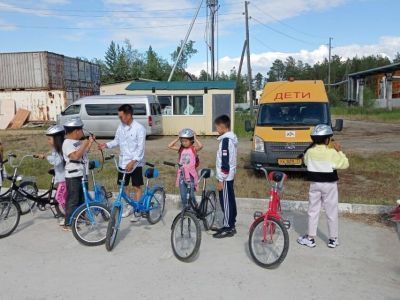 Более 80 детей из пострадавших от паводка сёл находятся в центре отдыха "Сосновый бор"