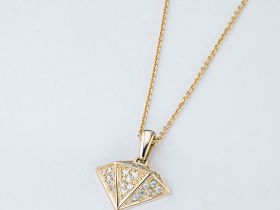 Подвеска из желтого золота с бриллиантами э0301пд04210027