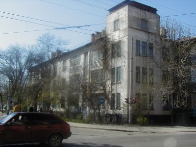 Памятное место, где в 1936 - 1954 годы жил заслуженный деятель науки РСФСР, доктор медицинских наук, профессор, основатель высшей медицинской школы на Кубани С.В. Очаповский