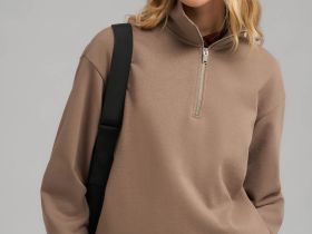 Толстовка свободного кроя из футера