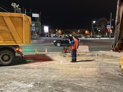 Утечка газа в Якутске устранена. Движение транспорта на месте ремонтных работ откроют до конца дня