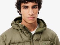 Мужской короткий влагоотталкивающий и ветроустойчивый пуховик Lacoste с капюшоном