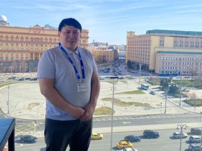 «Из воды торчала только голова»: в Якутске спасли утопающую девушку