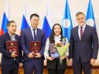В Якутии накануне Дня российской науки наградили ученых