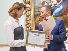 Музейным работникам Якутии вручили премии главы республики