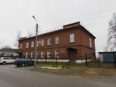 Здание школы, в которой учился Герой Советского Союза Бяков А.И.