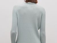 Трикотажный женский джемпер с длинным рукавом