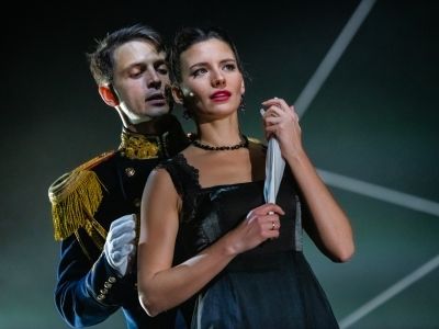 Анна Каренина (Драматический театр)