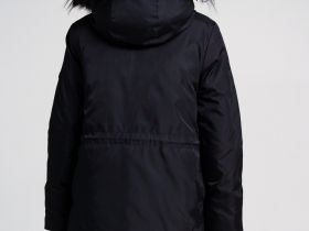 Куртка текстильная с полиуретановым покрытием для девочек