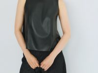 Топ из искусственной кожи, Черный
