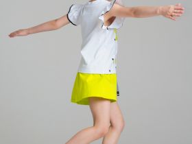 Фуфайка трикотажная для девочек (футболка)