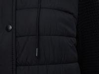 Утепленная куртка с вязаными рукавами