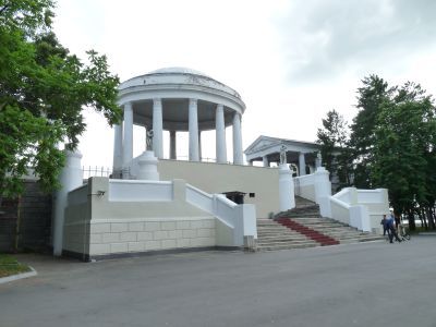 Плавательный бассейн