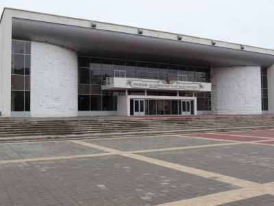 Здание областного драматического театра им. И.С. Тургенва