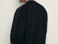 Олимпийка с контрастной отделкой из капсулы ретро