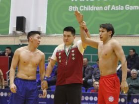 Супруги Большаковы и Николай Матаннанов стали чемпионами Якутии по национальному многоборью