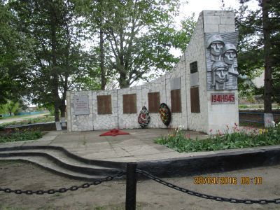 Обелиск землякам, погибшим в годы Великой Отечественной войны