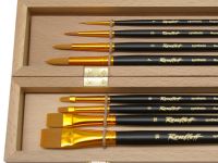 Набор кистей Синтетика Roubloff "№11" 8 шт (круг.1,3,5,7 плоск.6,12,18 овал 6) в буковой шкатулке