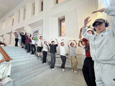 В Якутске провели иммерсивную экскурсию по закулисью Театра оперы и балета
