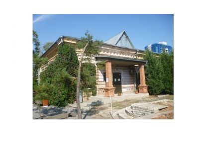 Служебное здание Крестовоздвиженской церкви (Пчеловодство)