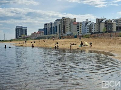 Кран для мойки ног, кабинки для переодевания, вышки спасателей: как обустроят пляж Якутска