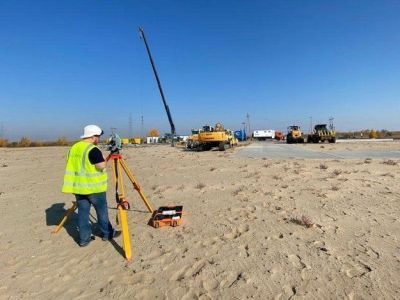 Подготовка к строительству Ленского моста ведется на обоих берегах реки