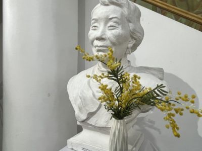 В Якутске отметили 110-летие одной из первых женщин-писателей Якутии Анастасии Сыромятниковой