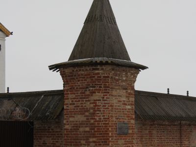 Северо-западная башня стены Митрополичьего сада