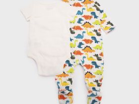 Комплект детский трикотажный для мальчиков: боди, комбинезон, нагрудник, чепчик