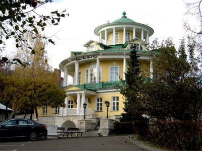 Дача Орлова ("Голубятня")