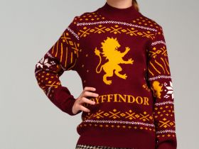 Свитер трикотажный для девочек