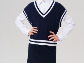 Жилет трикотажный для девочек