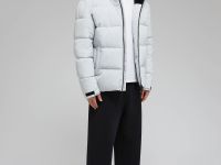 Стеганая куртка с капюшоном