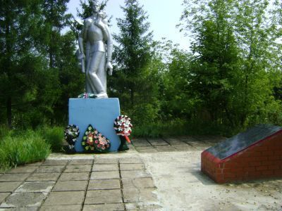 Братская могила воинов, погибших в 1943 г.