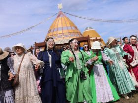 Фото: открытие Ысыаха Туймаады-2025