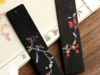 Подарочный набор закладок "Багряные листья" (сандаловое дерево)