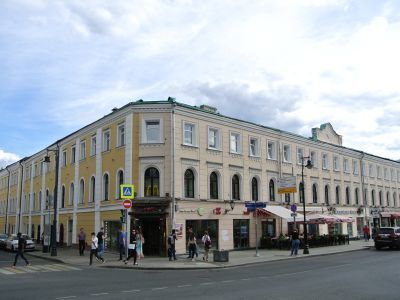 Тульское (Коломенское) подворье, середина XVIII в., 1801- 1805 гг., вторая половина XIX в., архитекторы Д.Н.Чичагов, И.В.Кузнецов