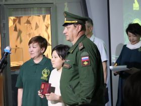 В Якутске открылась фотовыставка «Семьи героев»