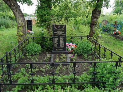 Братская могила советских воинов, погибших в годы Великой Отечественной войны