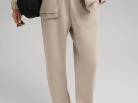 Брюки-джоггеры из трикотажа интерлок