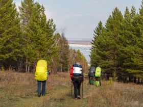 Водопады и ледяные пещеры скал Еланка Куччугуй Кэтэмэ - скалы Еланки - п. Еланка