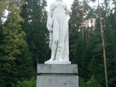 Скульптура «Геба»