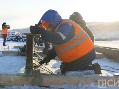 Эксперты перечислили пять рабочих специальностей с высокими зарплатами